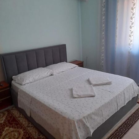 Hotel Luli City Center ดูร์เรส ภายนอก รูปภาพ